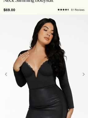 Plunge V-Neck Long Sleeve Bodysuit in Black